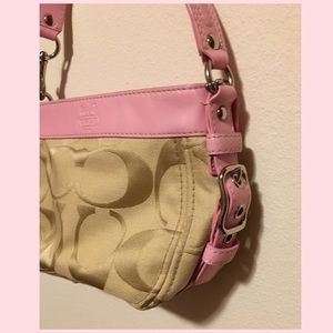 Like new Pink Coach purse